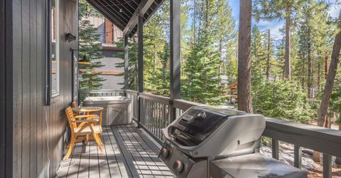 50638 Hemlock Court, Soda Springs, CA 95728 Photo