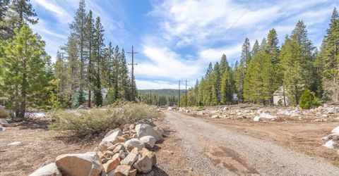 50638 Hemlock Court, Soda Springs, CA 95728 Photo