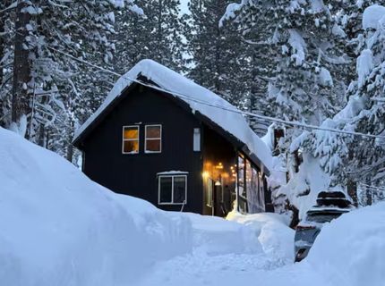 50638 Hemlock Court, Soda Springs, CA 95728 Photo