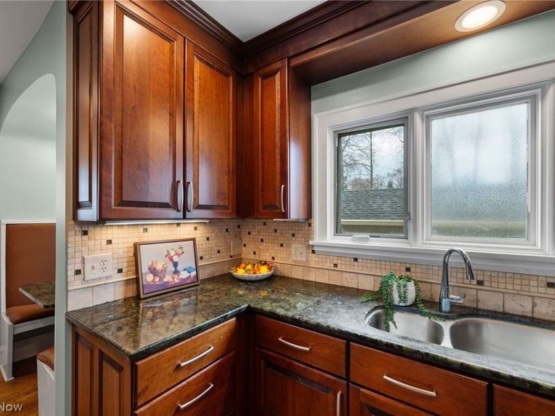 2135 Riverside Drive , Lakewood, OH 44107 Photo 17