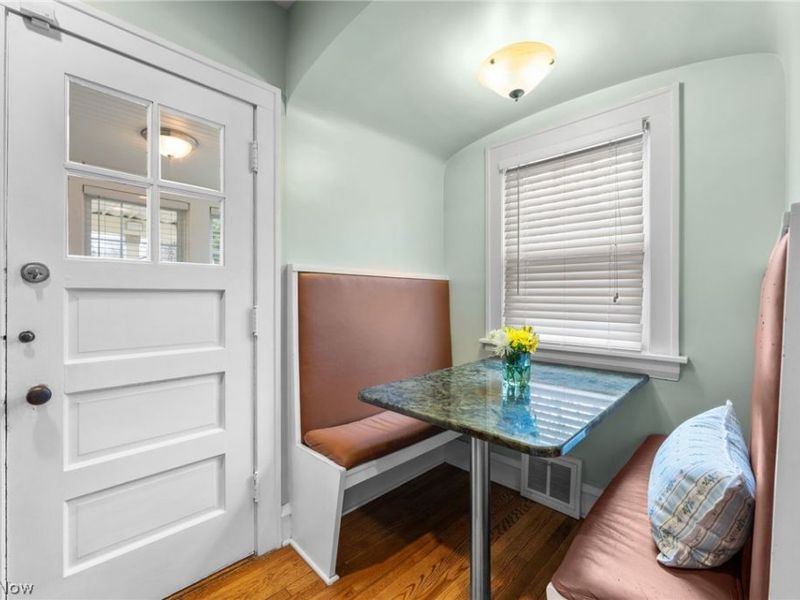 2135 Riverside Drive , Lakewood, OH 44107 Photo 18