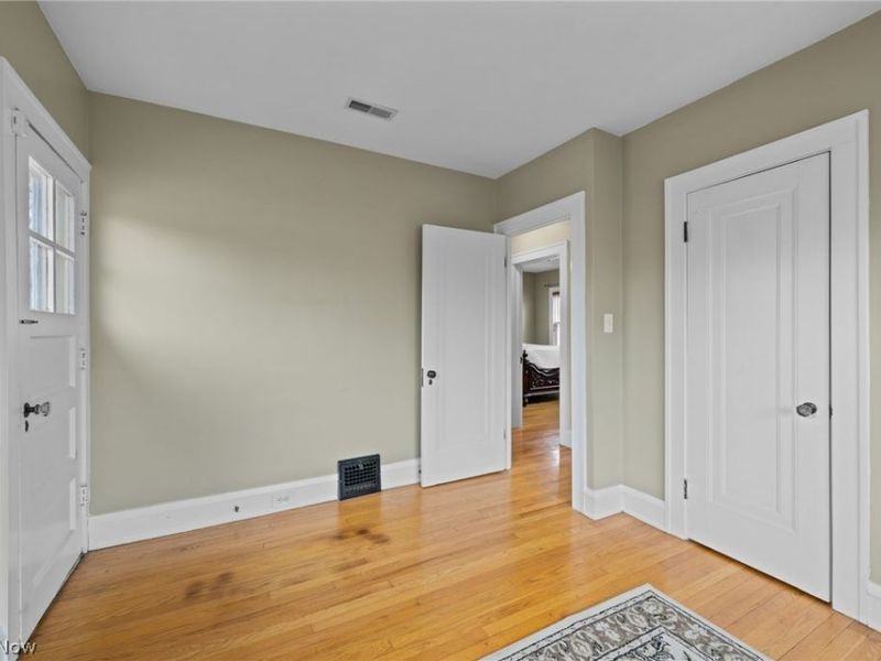 2135 Riverside Drive , Lakewood, OH 44107 Photo 22