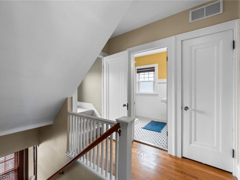 2135 Riverside Drive , Lakewood, OH 44107 Photo 26