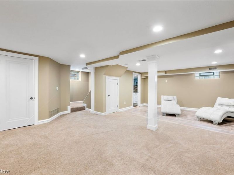 2135 Riverside Drive , Lakewood, OH 44107 Photo 33