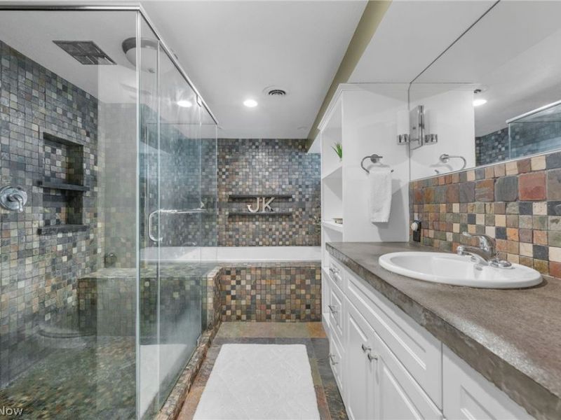 2135 Riverside Drive , Lakewood, OH 44107 Photo 35