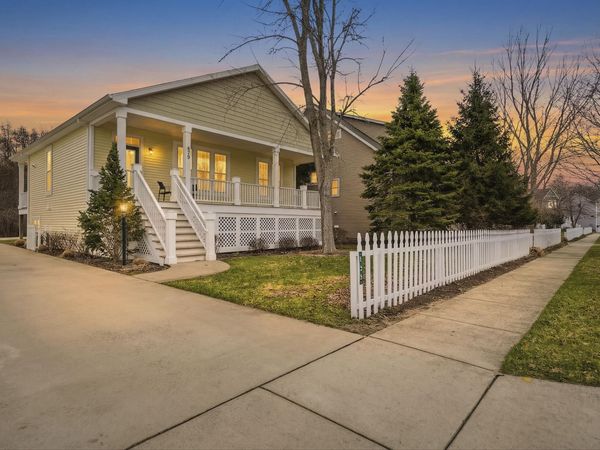 439 Summer Grove Drive, Unit 14, Douglas, MI 49406