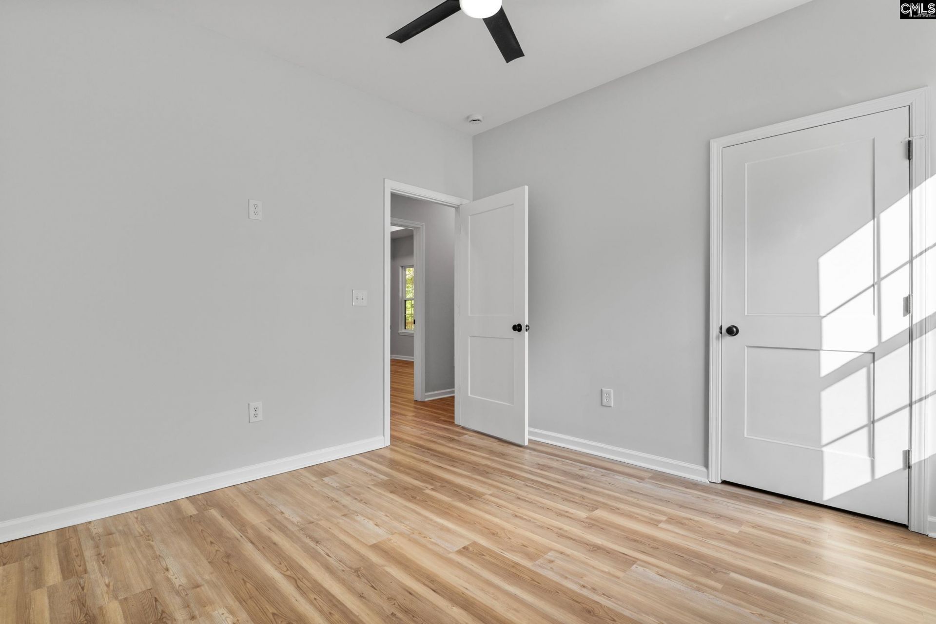 209 Lincolnshire Boulevard  Photo 22