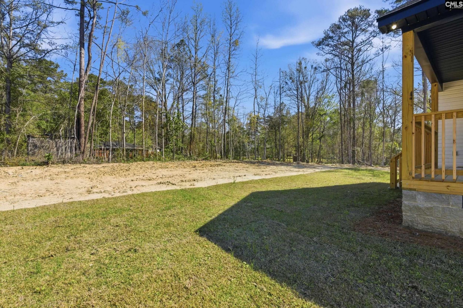 209 Lincolnshire Boulevard  Photo 4