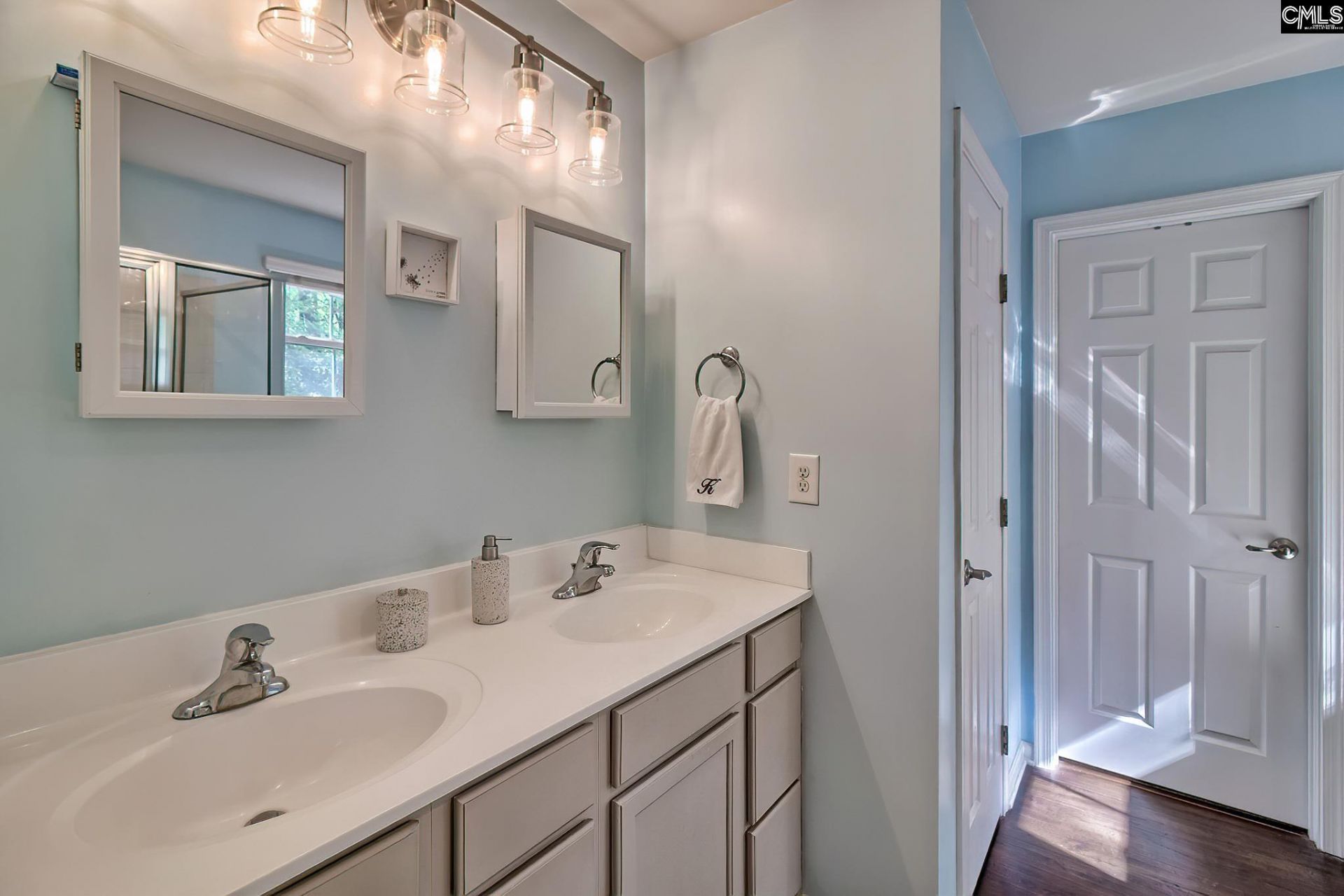 15 Flutterby Court  Photo 32