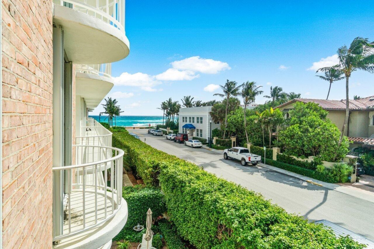 100 Worth Avenue, Unit 320, Palm Beach, FL 33480 Photo