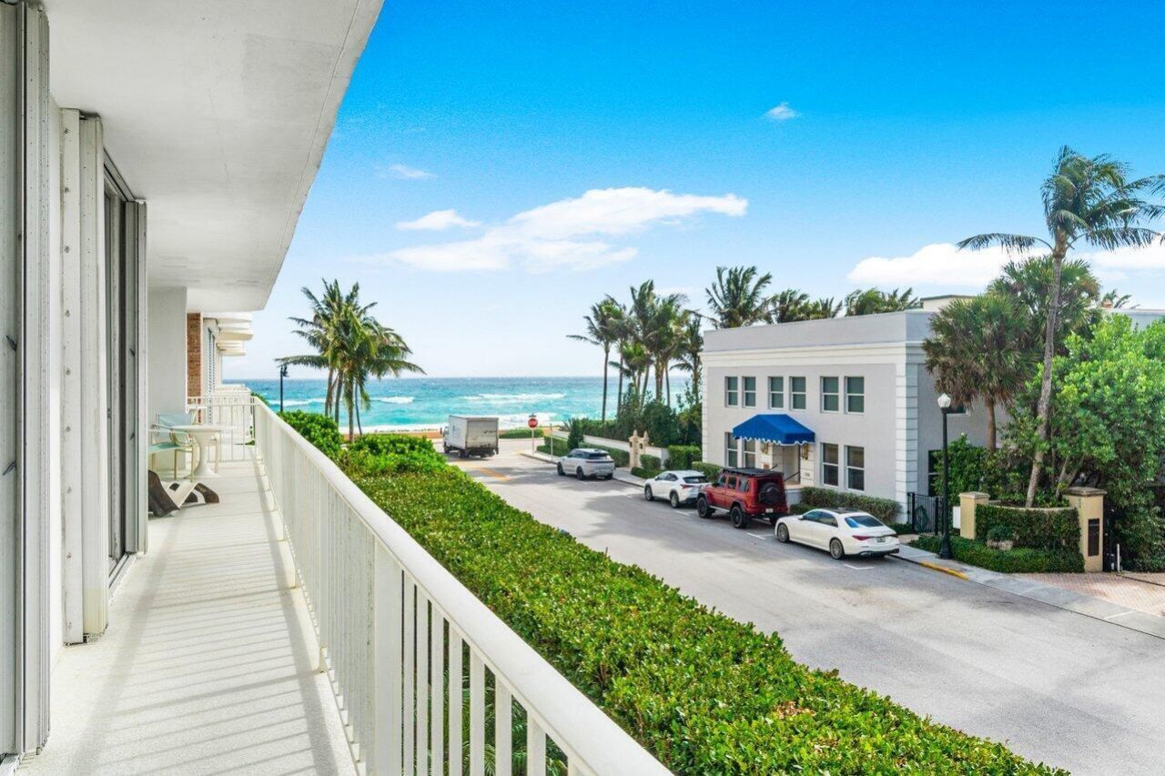 100 Worth Avenue, Unit 320, Palm Beach, FL 33480 Photo