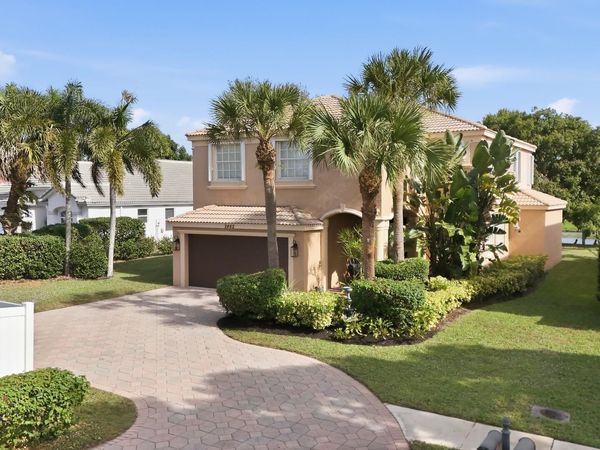 2462 Westmont Place, Royal Palm Beach, FL 33411