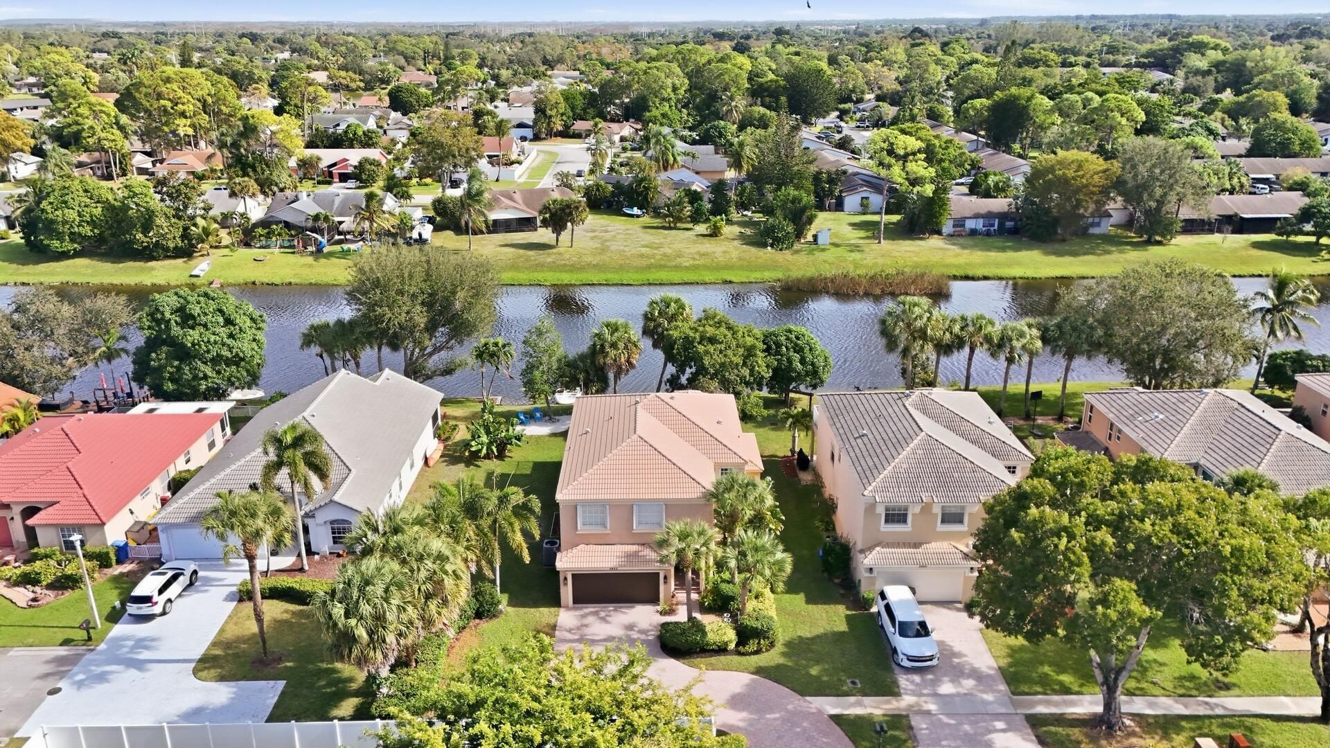 2462 Westmont Place, Royal Palm Beach, FL 33411 Photo