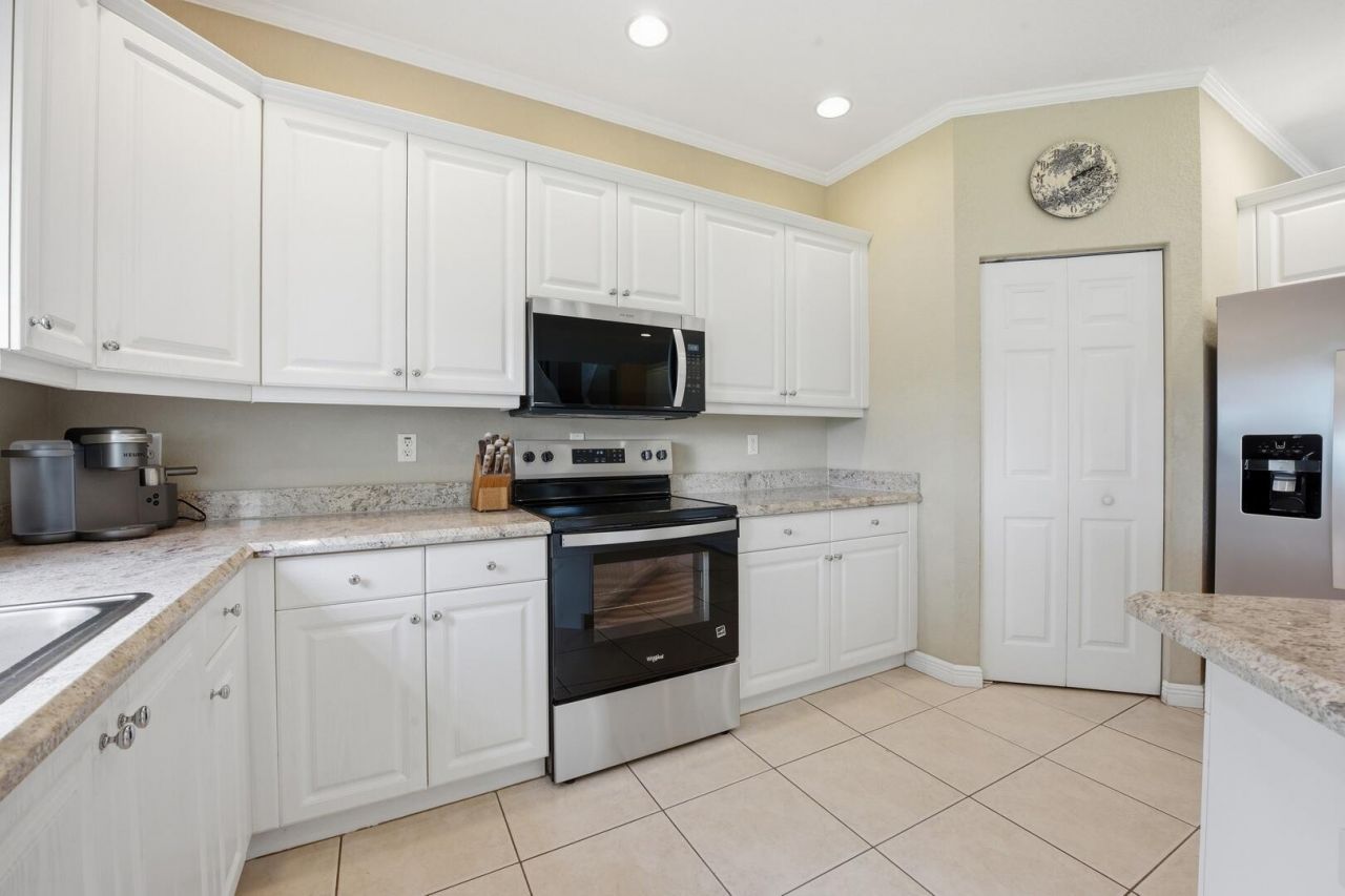 2462 Westmont Place, Royal Palm Beach, FL 33411 Photo