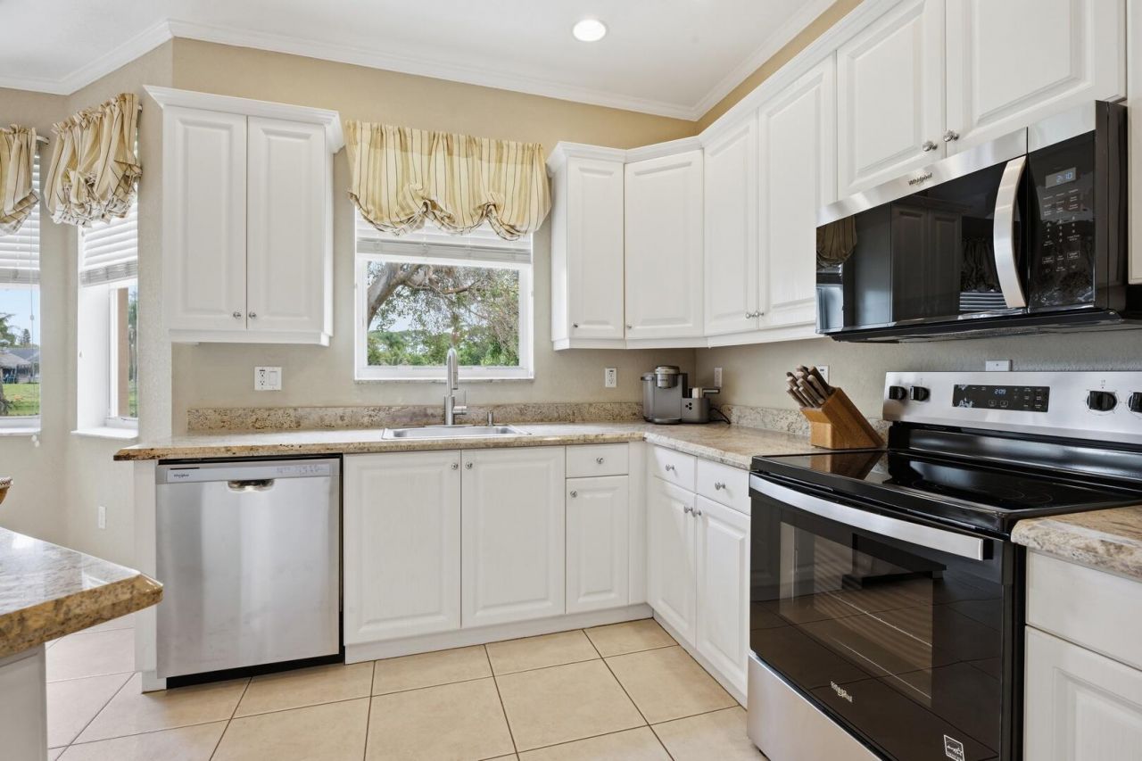 2462 Westmont Place, Royal Palm Beach, FL 33411 Photo