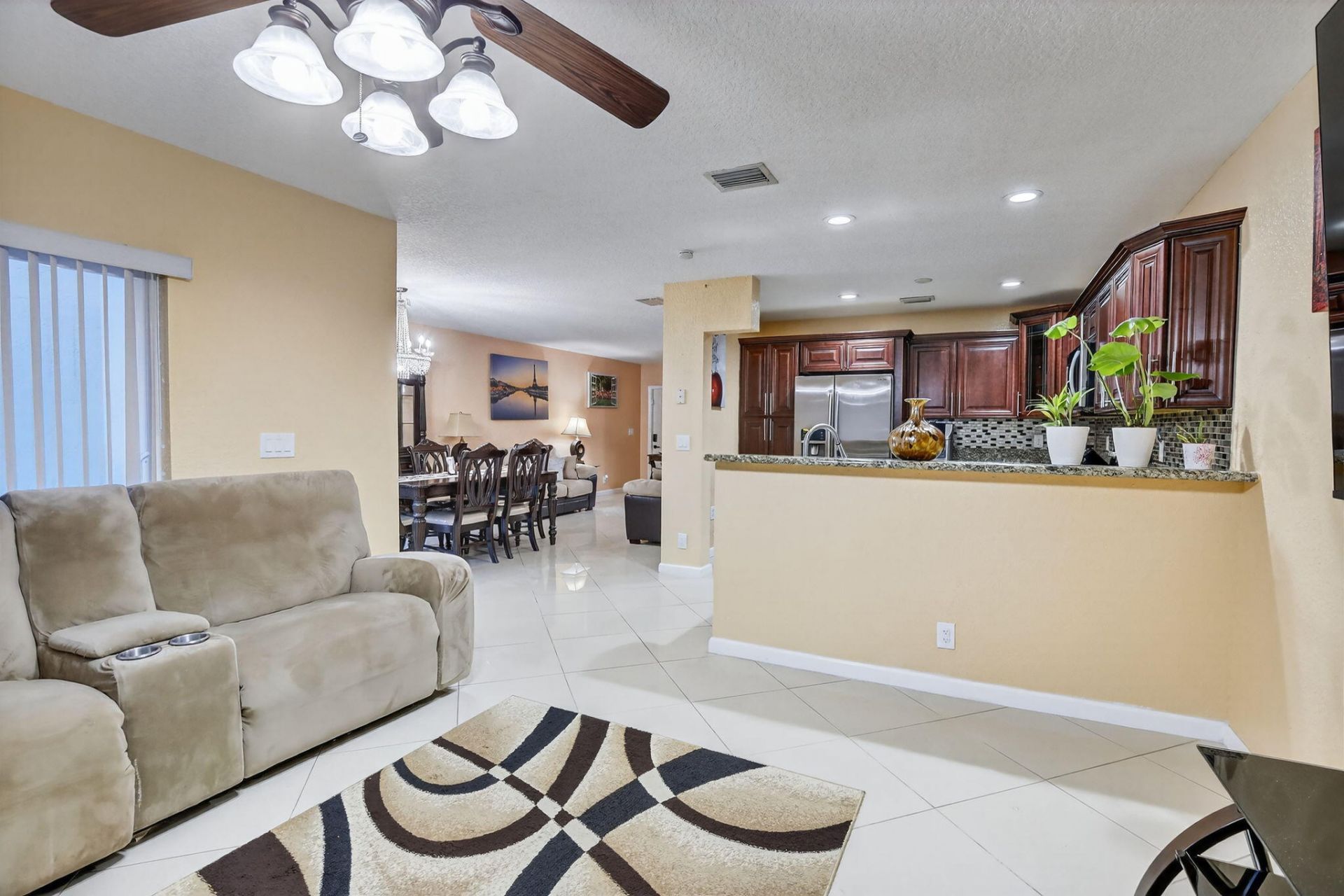 5449 NW 95th Avenue, Sunrise, FL 33351 Photo