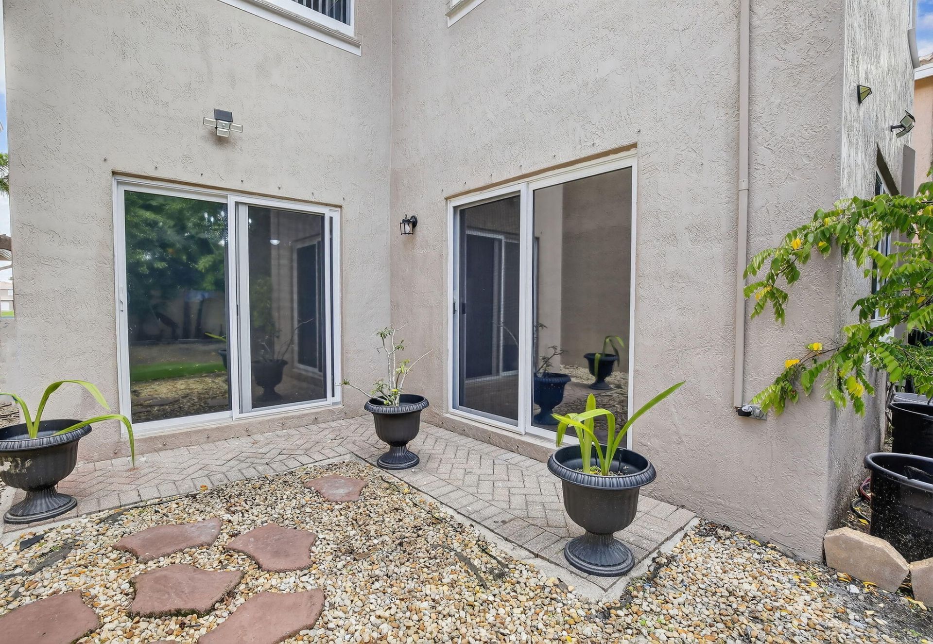 5449 NW 95th Avenue, Sunrise, FL 33351 Photo