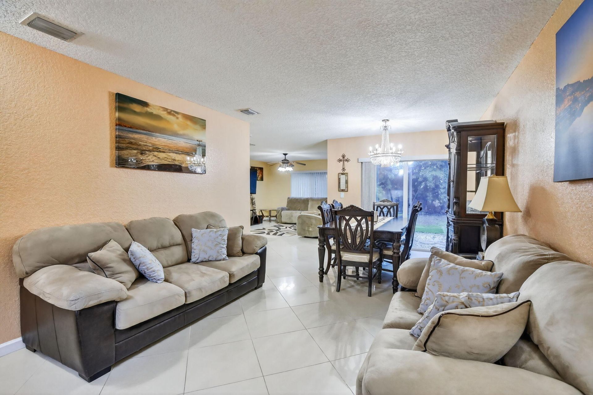 5449 NW 95th Avenue, Sunrise, FL 33351 Photo