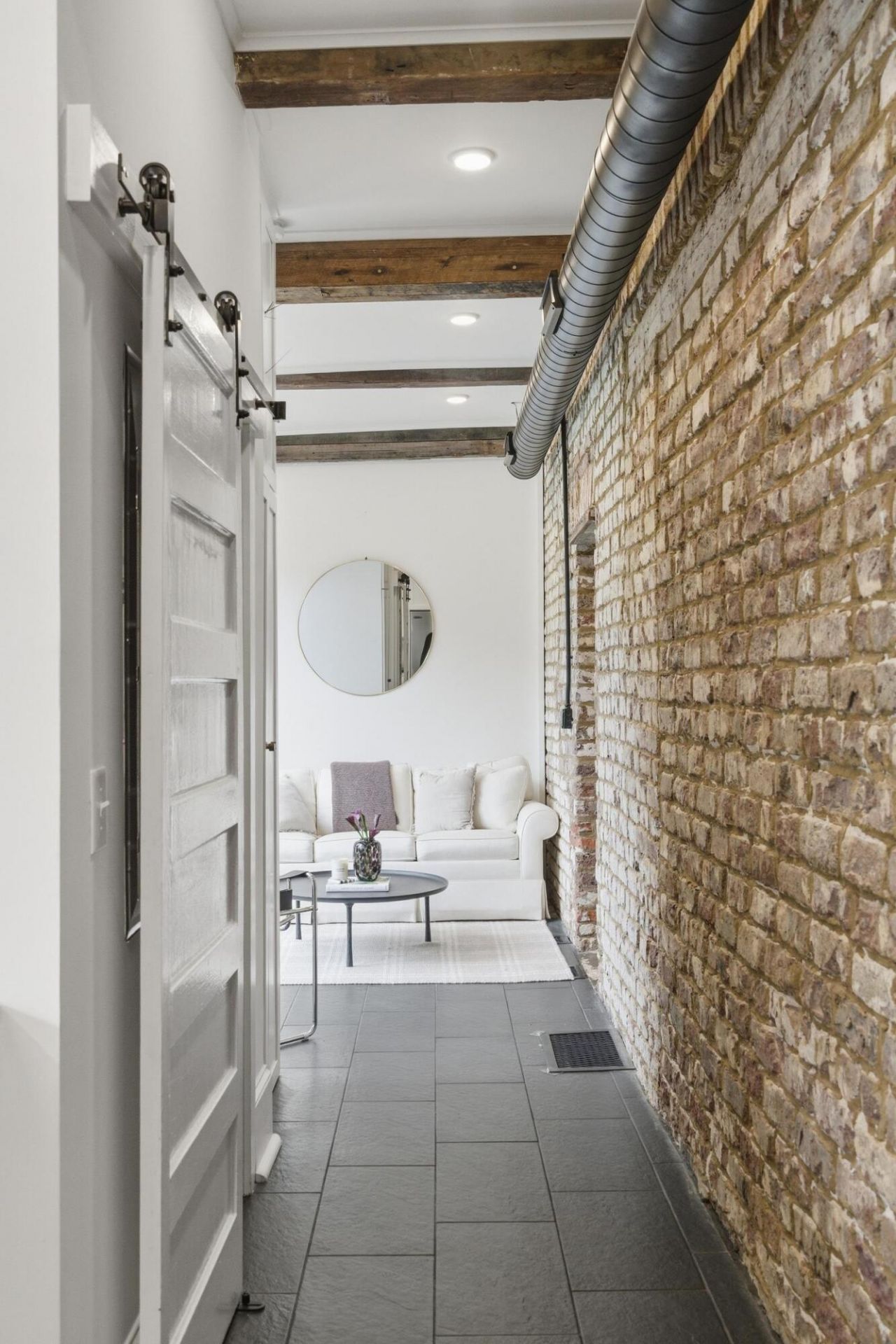 87 1/2 1/4 Warren Street Photo 19