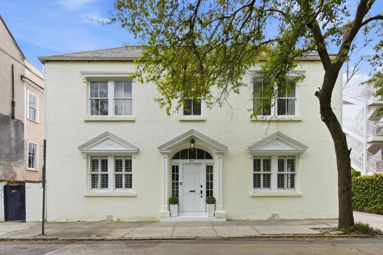 87 1/2 1/4 Warren Street Photo 2