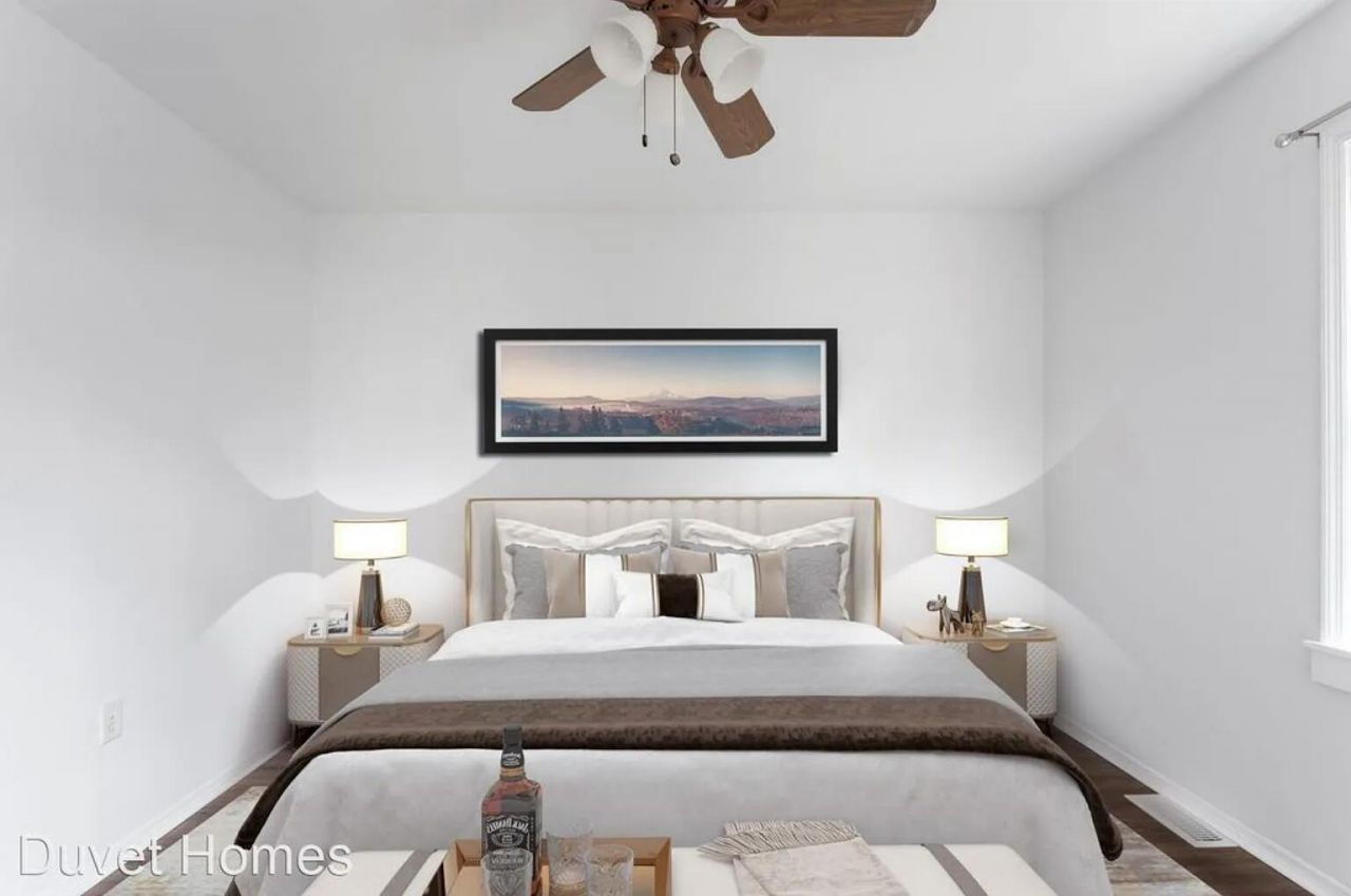 87 1/2 1/4 Warren Street Photo 68