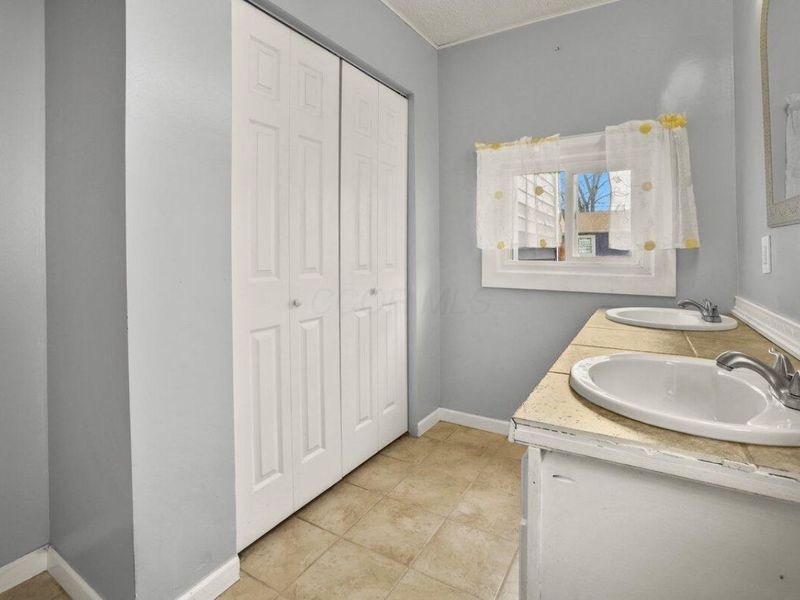 393 Eddy Street, Newark, OH 43055 Photo 26