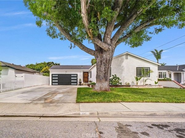 686 Governor St, Costa Mesa, CA 92627