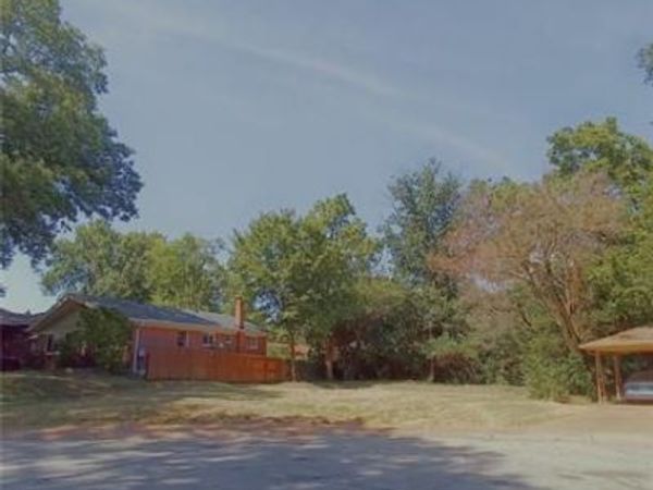 8015 Noel Court , University City, MO 63130