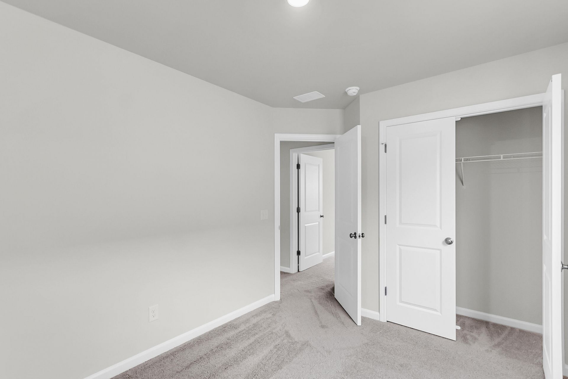 228 Central Creek Drive Photo 40