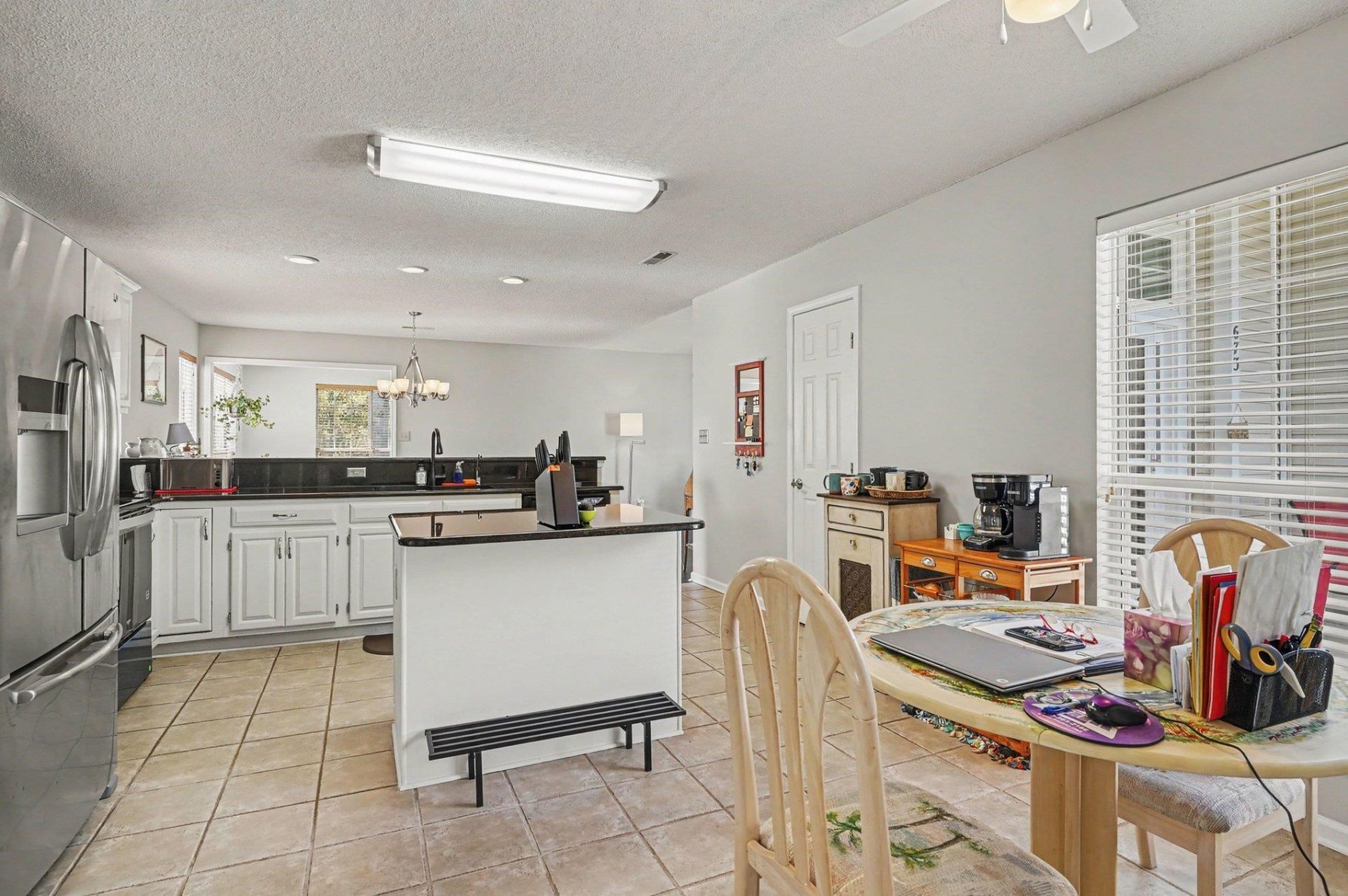 673 Bluebird Ln. Photo 10