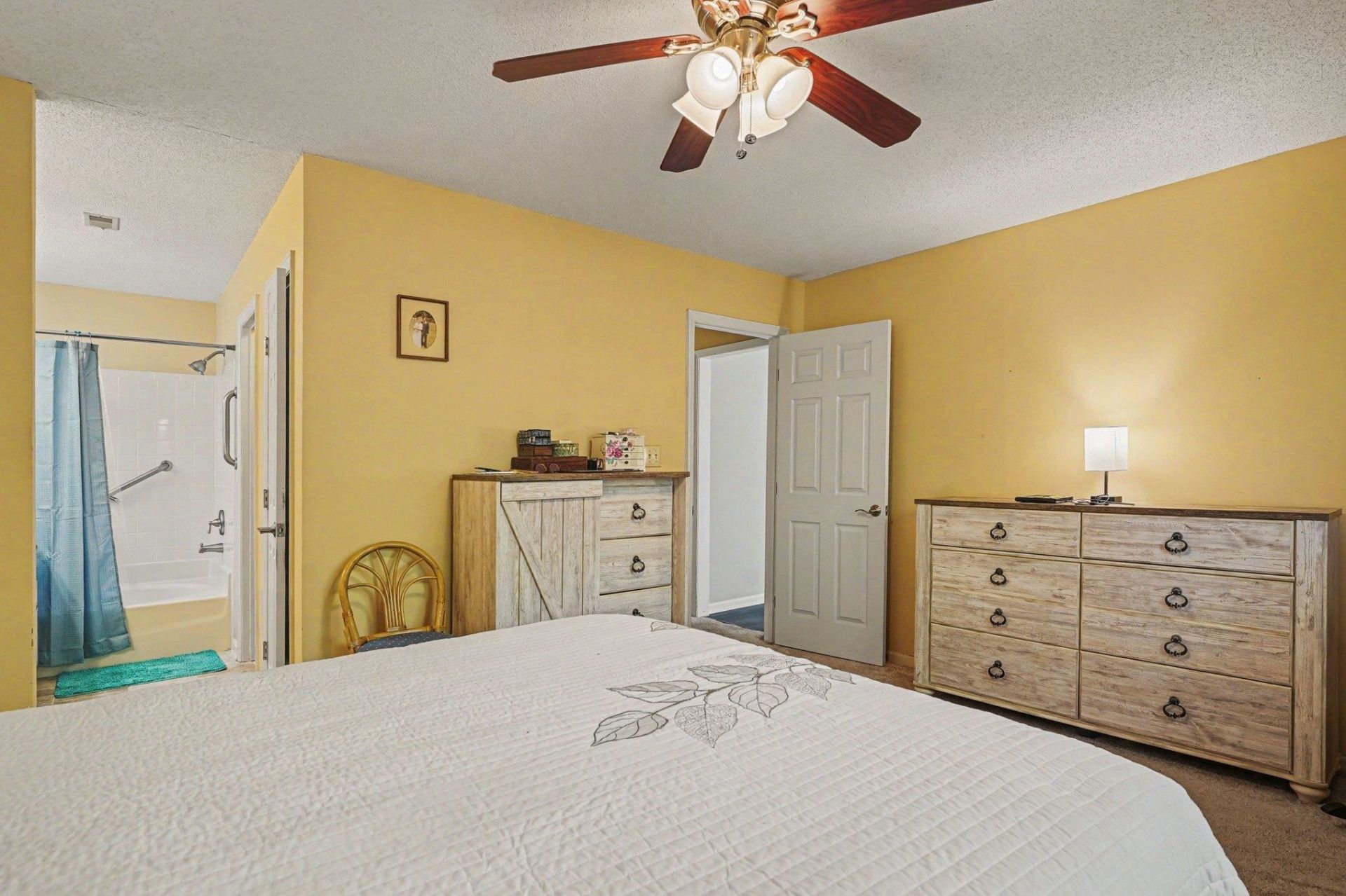 673 Bluebird Ln. Photo 15