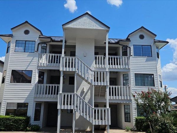 101 Island DR, Unit A, Horseshoe Bay, TX 78657