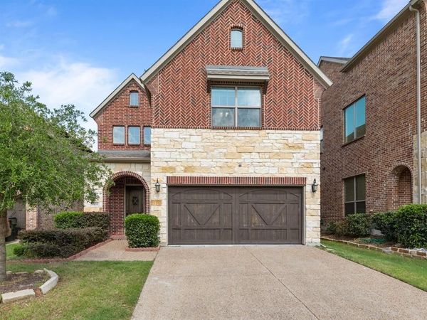 9104 Blue Water Drive , Plano, TX 75025