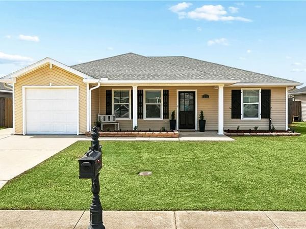212 ALLIE Lane , Luling, LA 70070