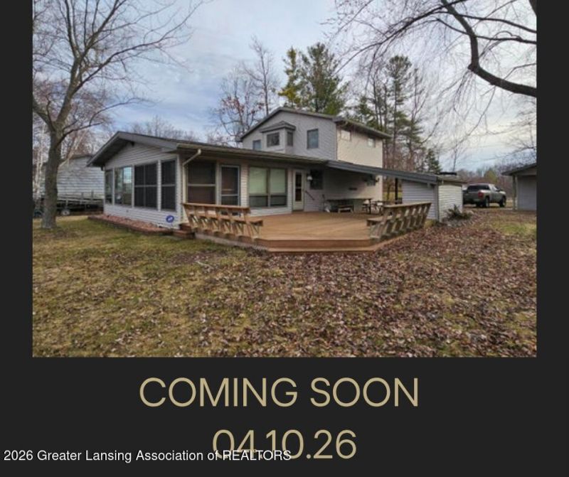 9471 Peninsula Drive, Mecosta, MI 49332 Main Photo