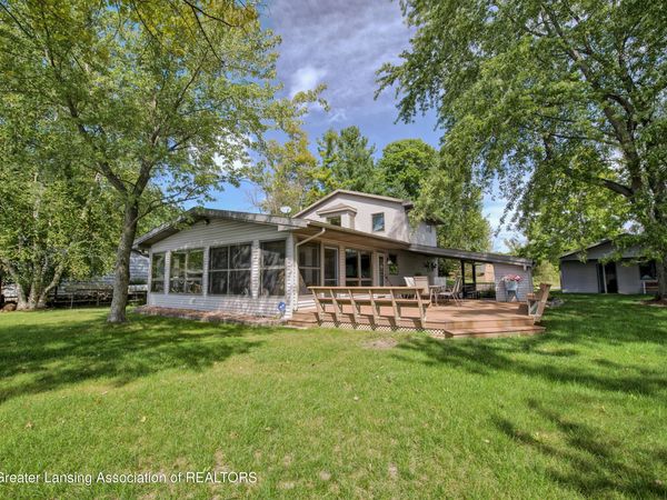 9471 Peninsula Drive, Mecosta, MI 49332