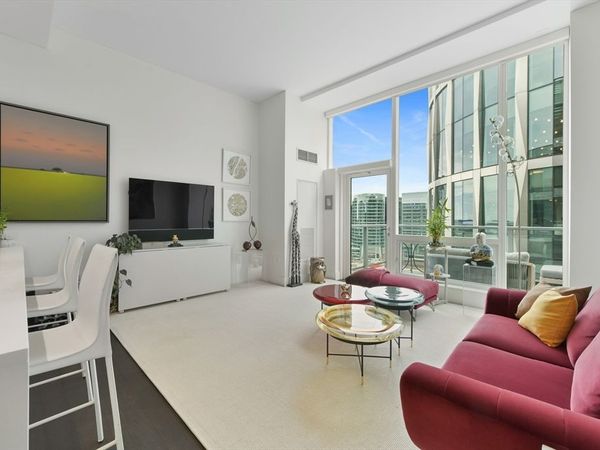 50 Liberty, Unit PH1G, Boston, MA 02210