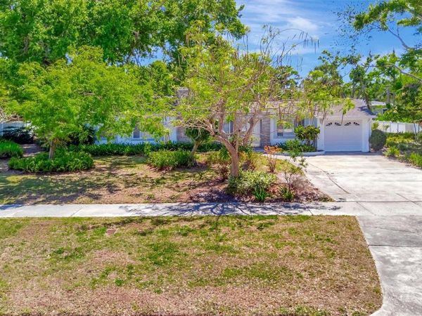 6348 7TH AVENUE N, ST PETERSBURG, FL 33710