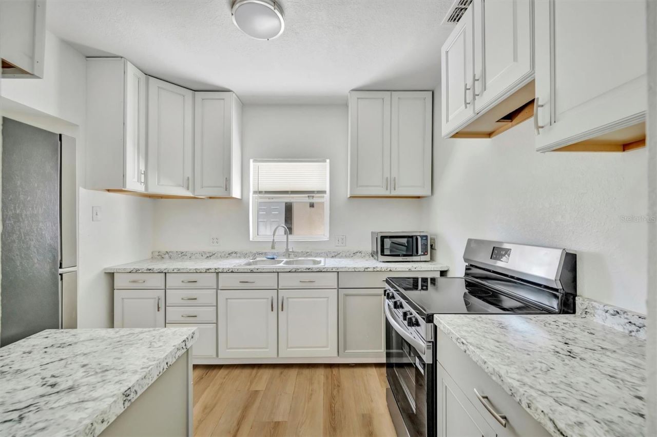 6348 7th Avenue N, Saint Petersburg, FL 33710 Photo