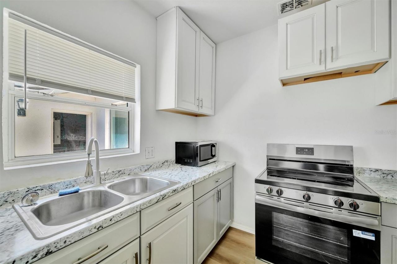 6348 7th Avenue N, Saint Petersburg, FL 33710 Photo