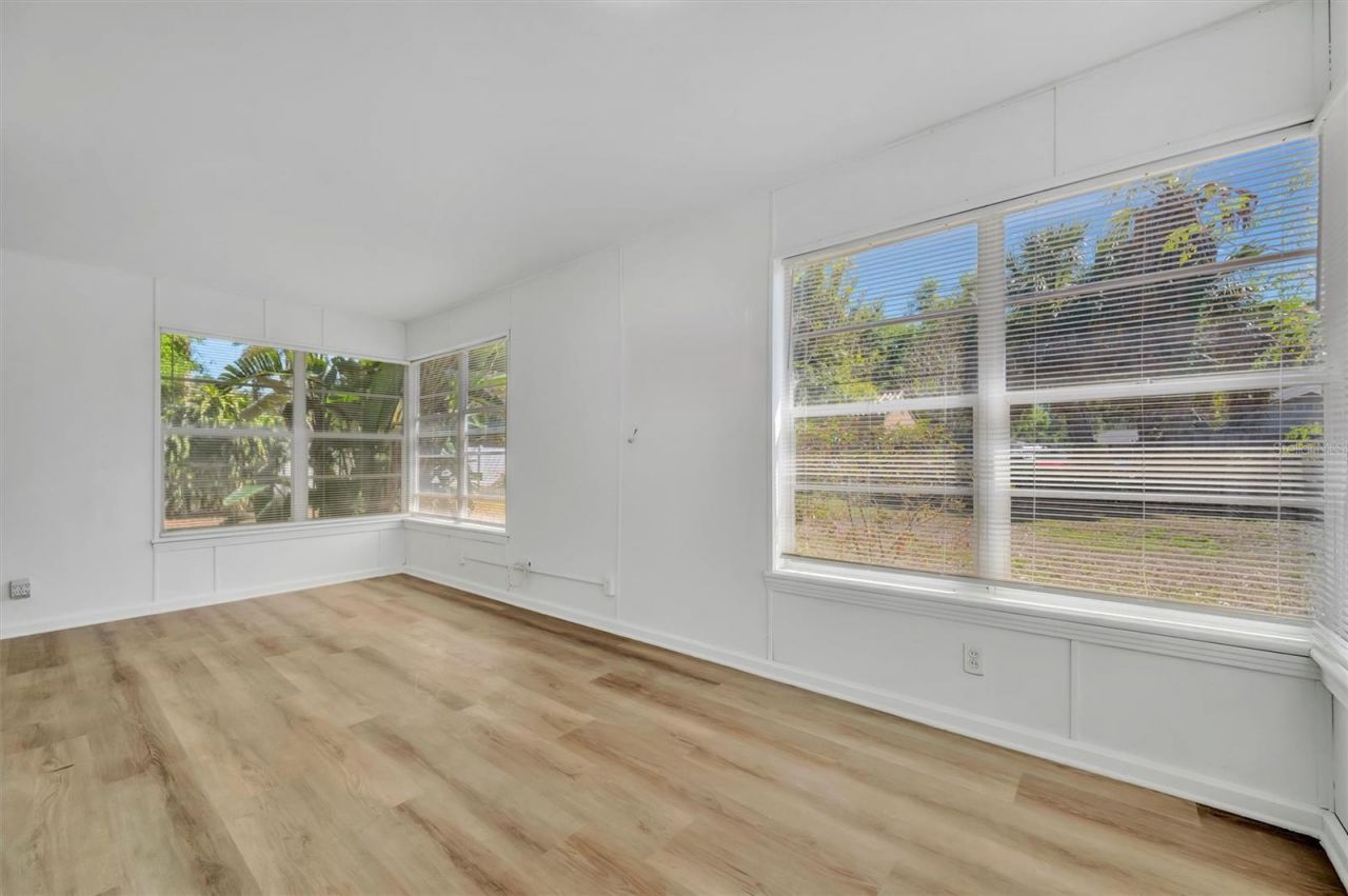 6348 7th Avenue N, Saint Petersburg, FL 33710 Photo