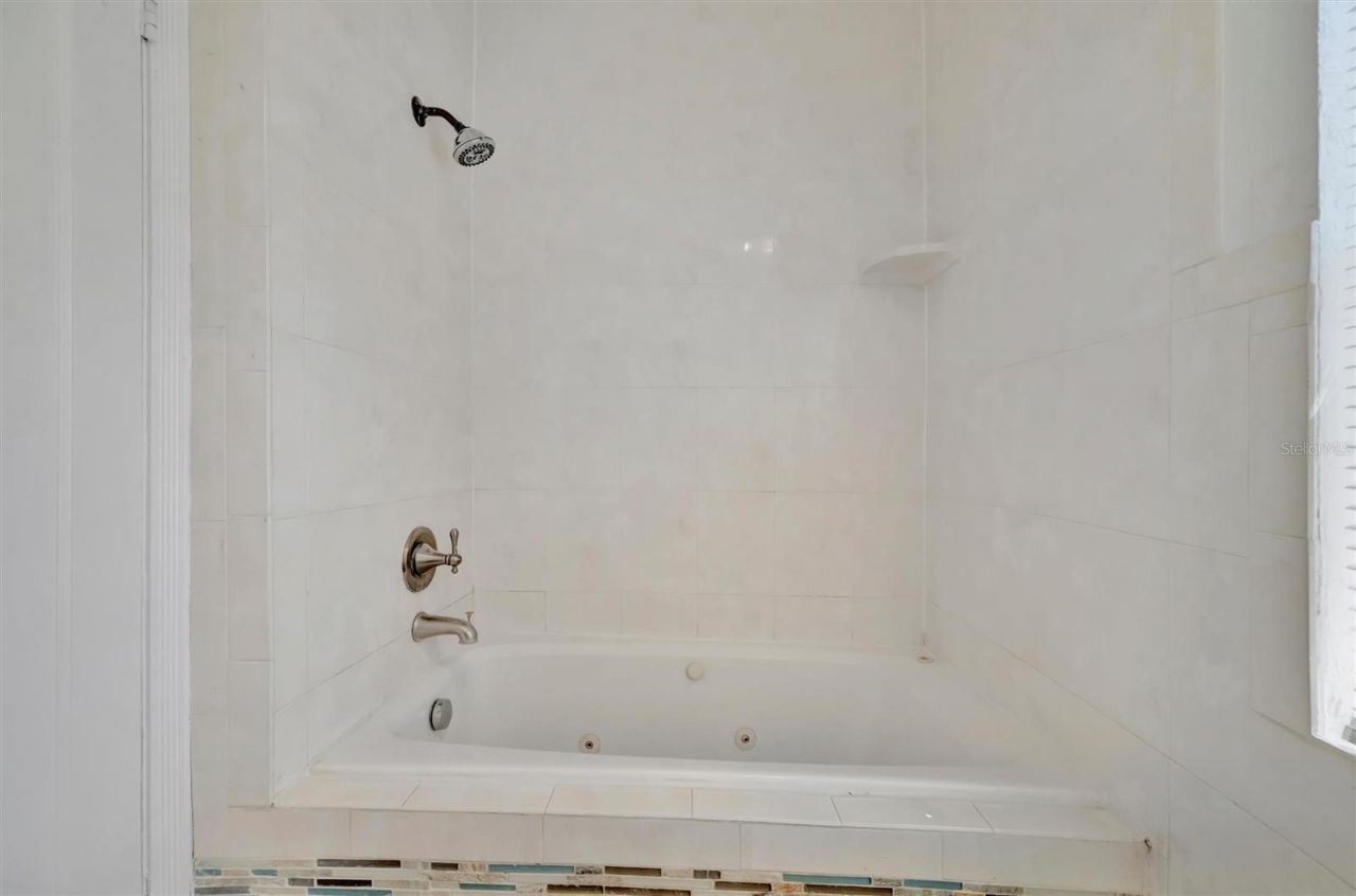 6348 7th Avenue N, Saint Petersburg, FL 33710 Photo