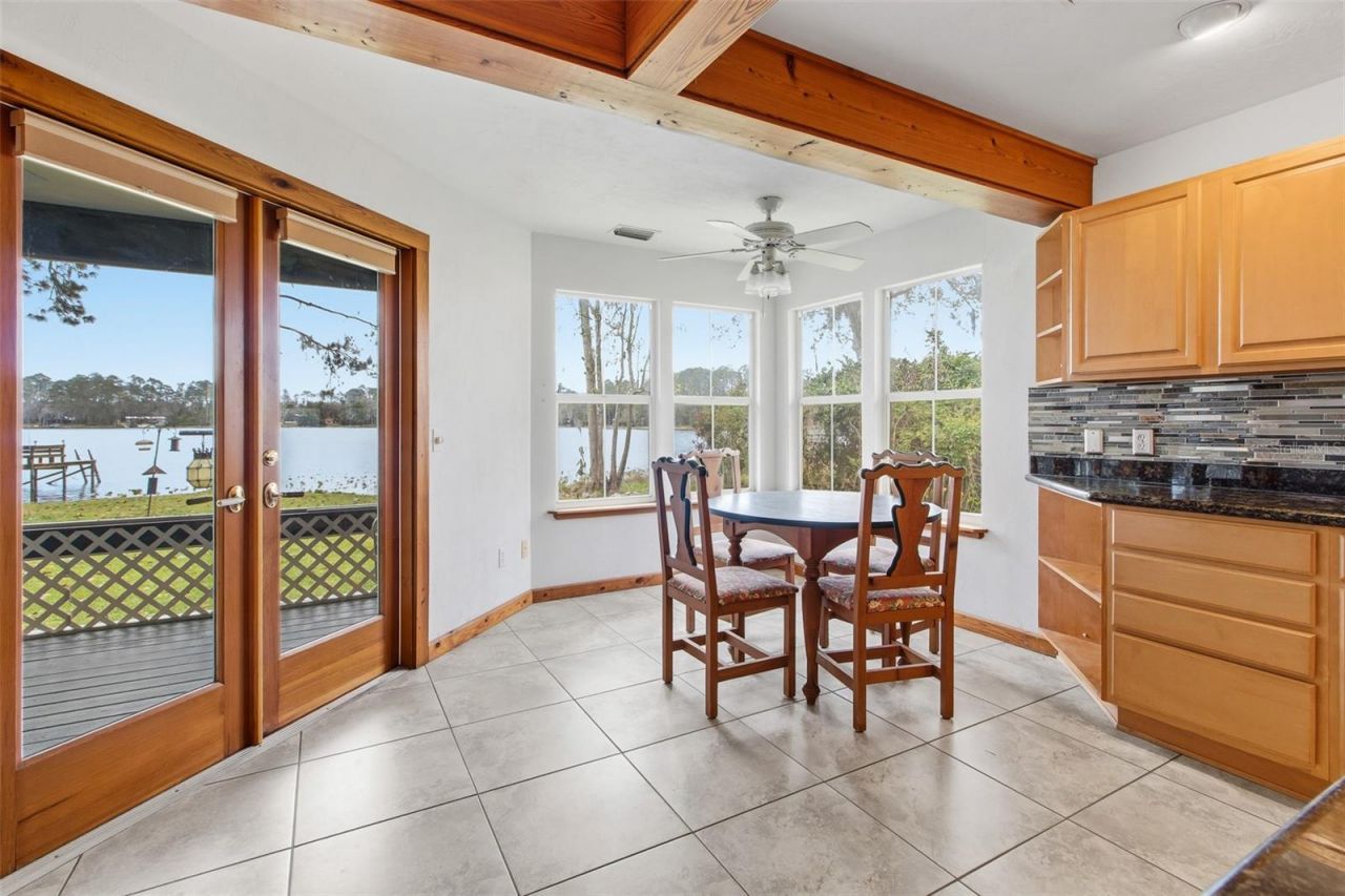 299 Riley Lake Drive, Hawthorne, FL 32640 Photo