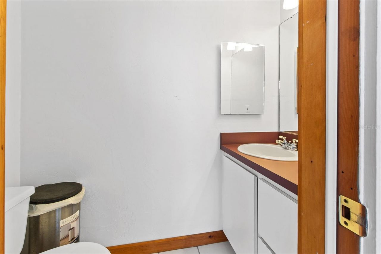 299 Riley Lake Drive, Hawthorne, FL 32640 Photo