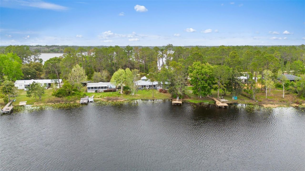 299 Riley Lake Drive, Hawthorne, FL 32640 Photo