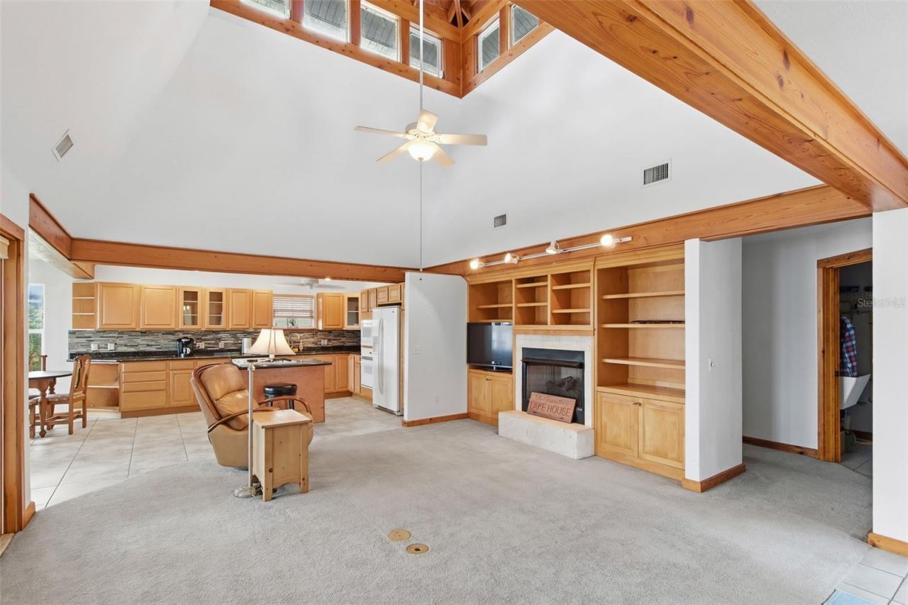 299 Riley Lake Drive, Hawthorne, FL 32640 Photo