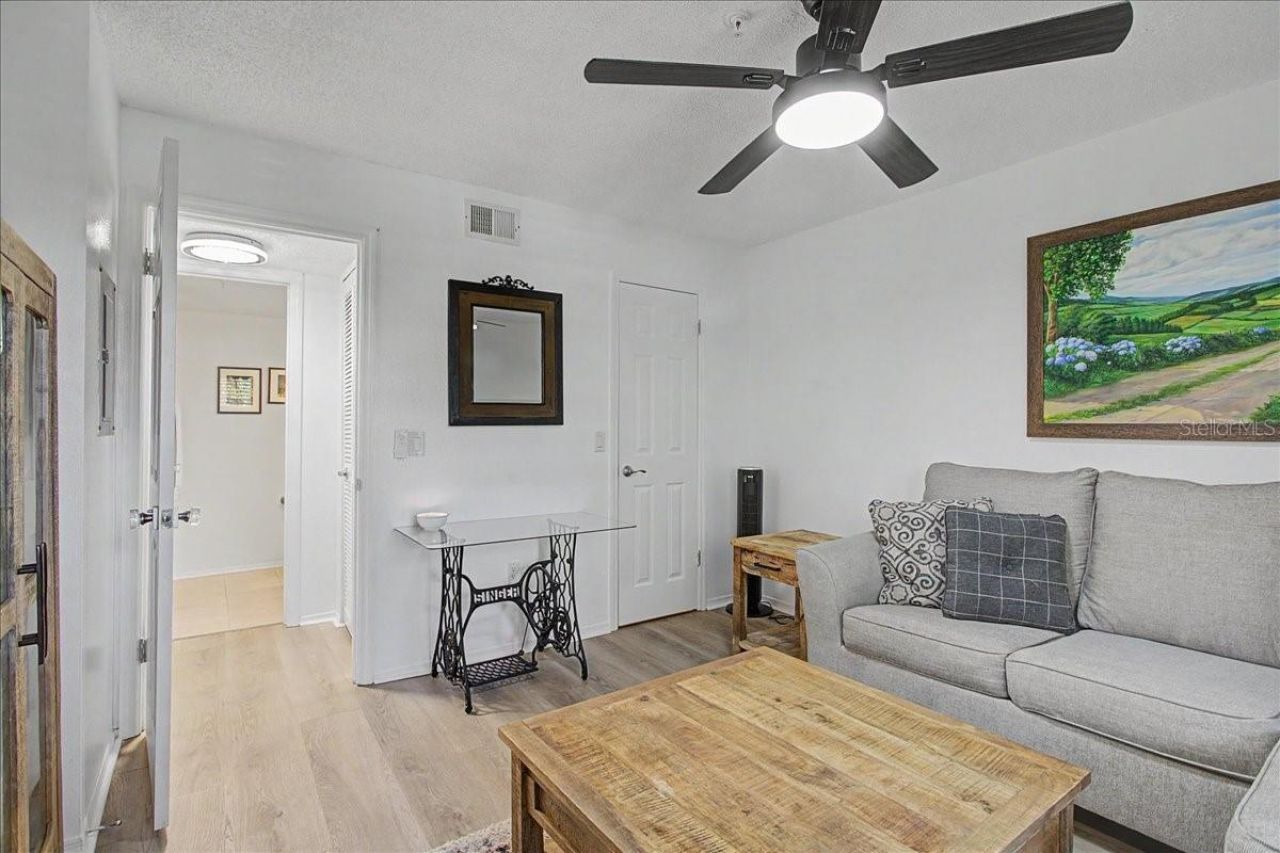 2400 Feather Sound Drive, Unit 733, Clearwater, FL 33762 Photo