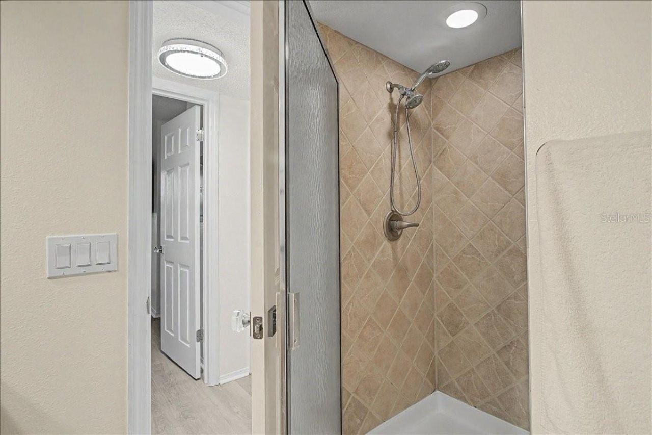 2400 Feather Sound Drive, Unit 733, Clearwater, FL 33762 Photo
