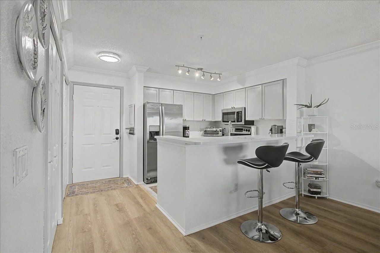 2400 Feather Sound Drive, Unit 733, Clearwater, FL 33762 Photo
