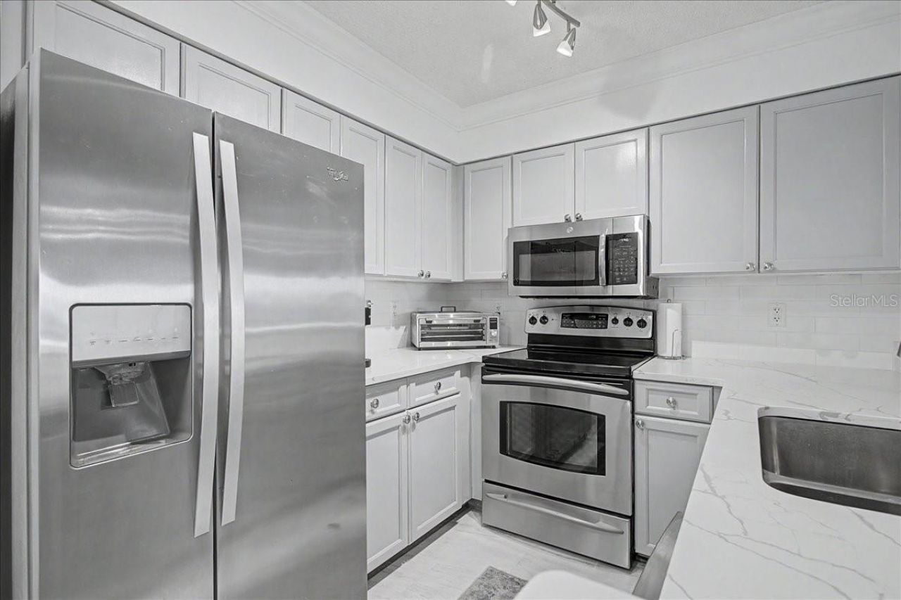 2400 Feather Sound Drive, Unit 733, Clearwater, FL 33762 Photo